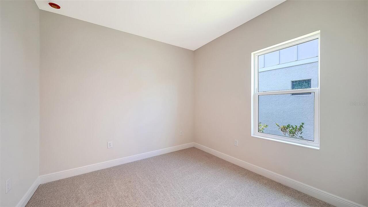 Listing Photo 24