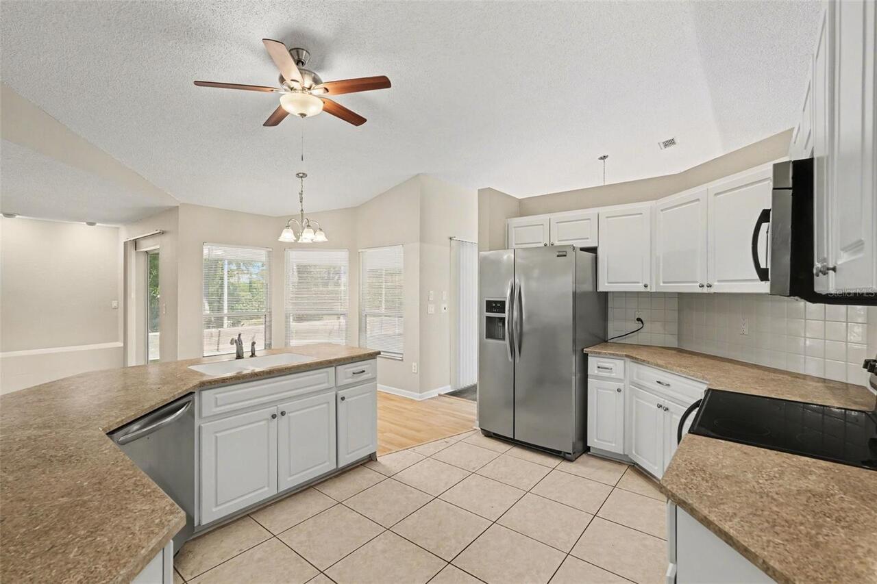 Listing Photo 9