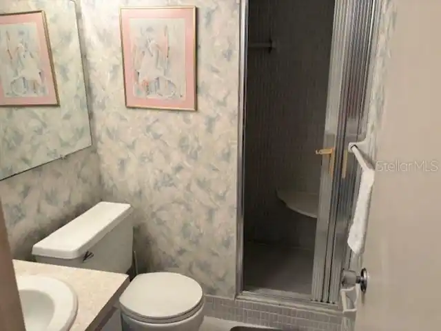 Listing Photo 8