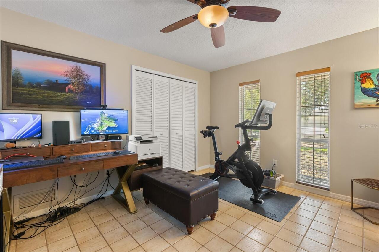 Listing Photo 14