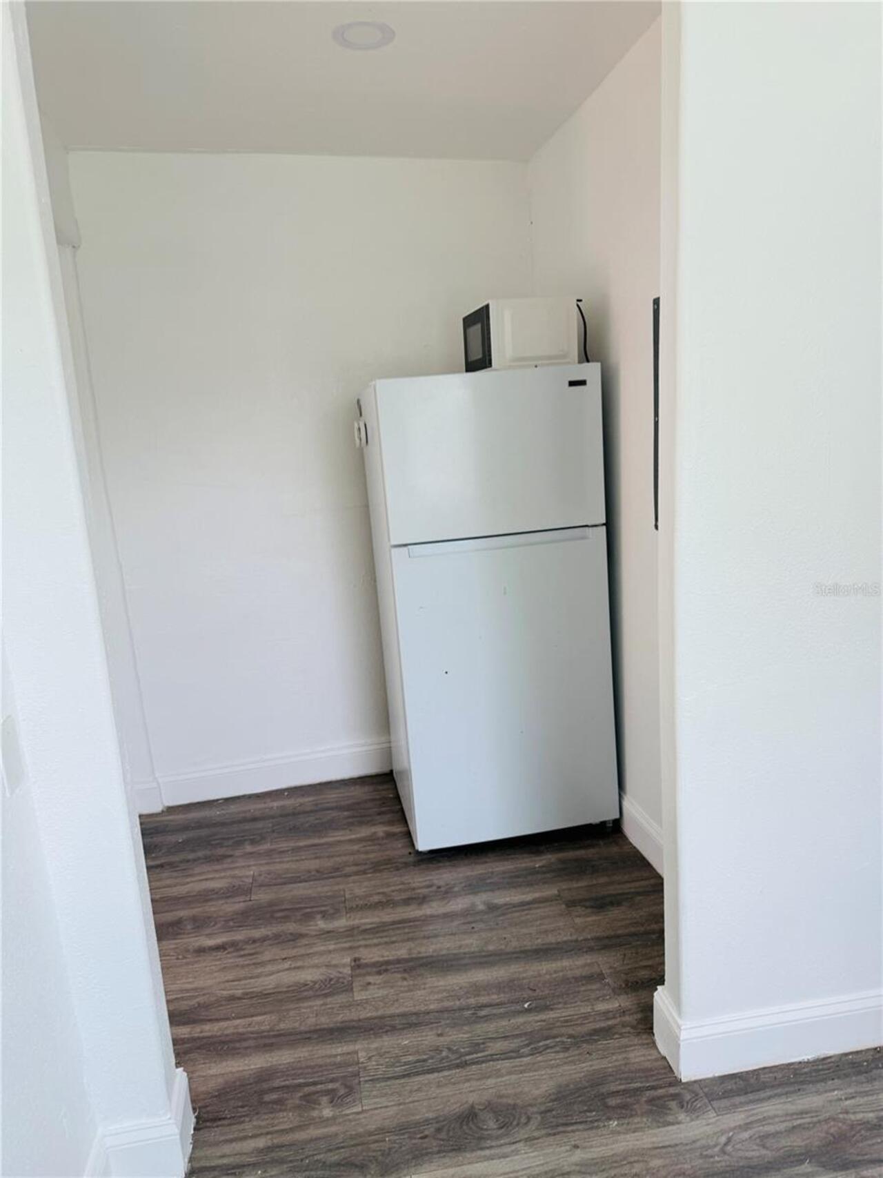 Listing Photo 6