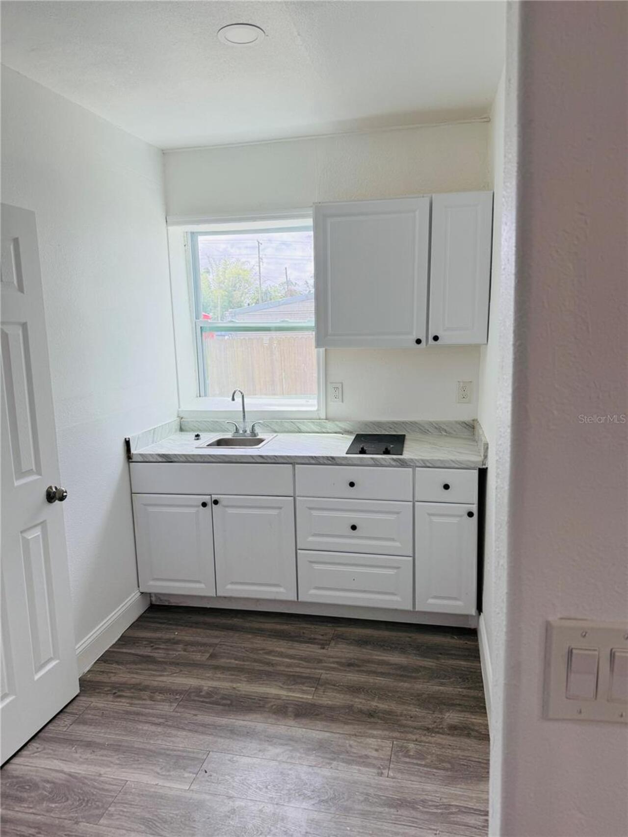 Listing Photo 7