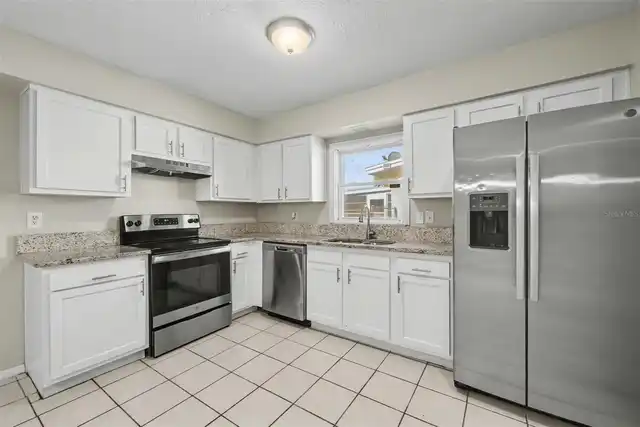 Listing Photo 7