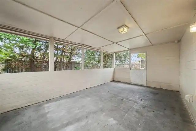 Listing Photo 25