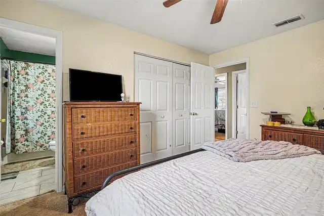 Listing Photo 14