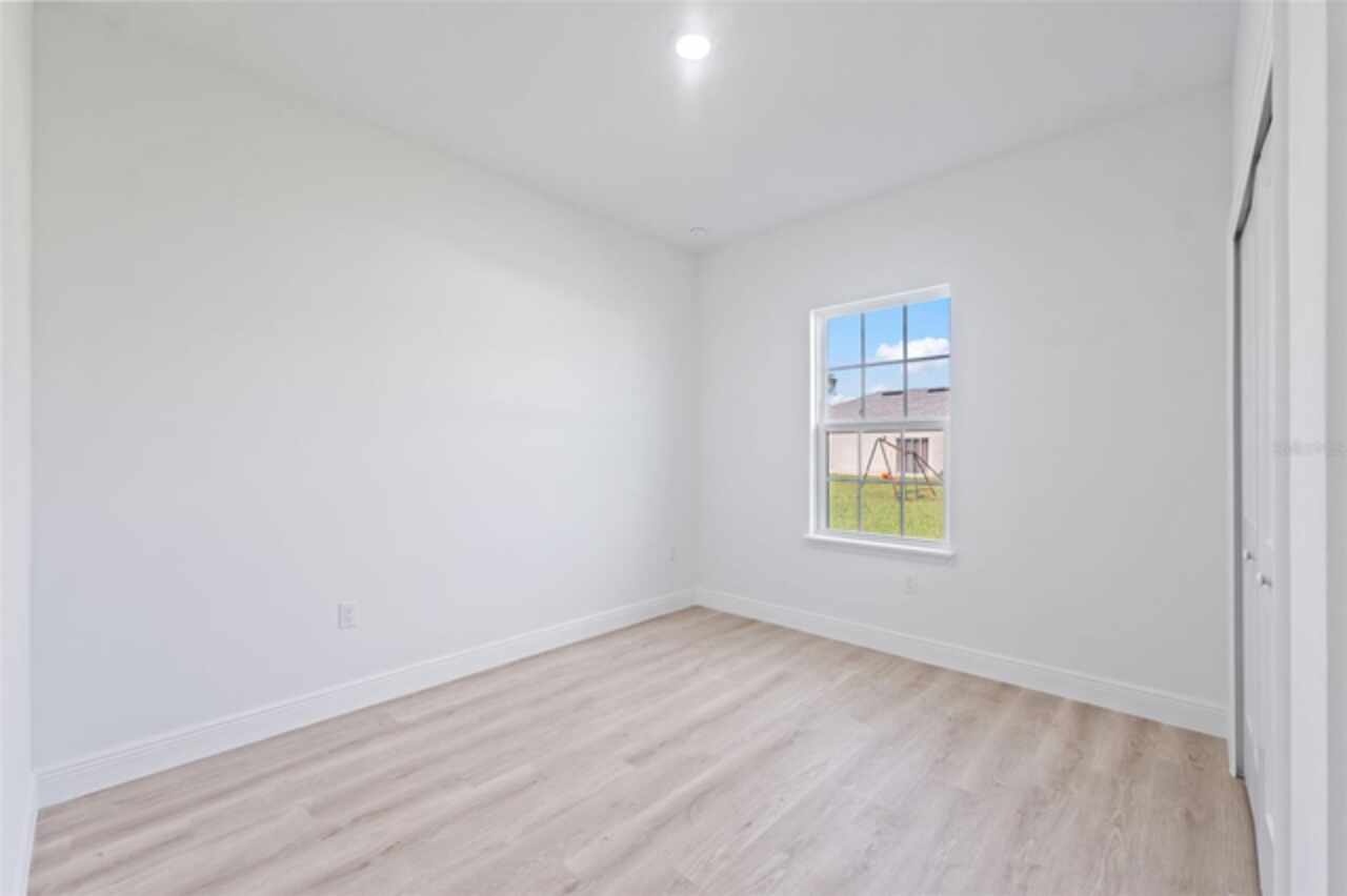 Listing Photo 20