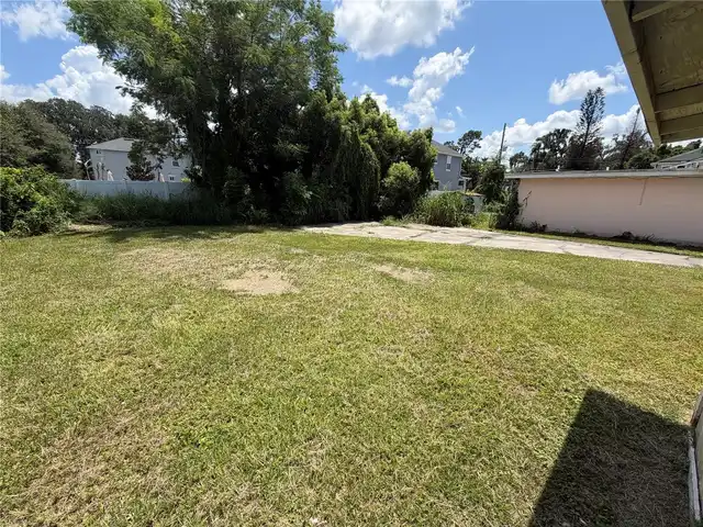 Listing Photo 15