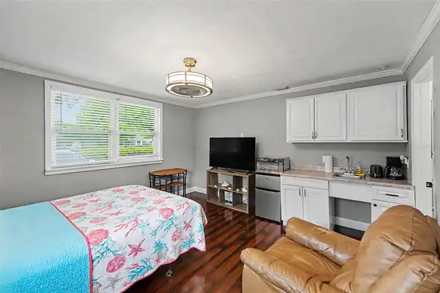Listing Photo 19