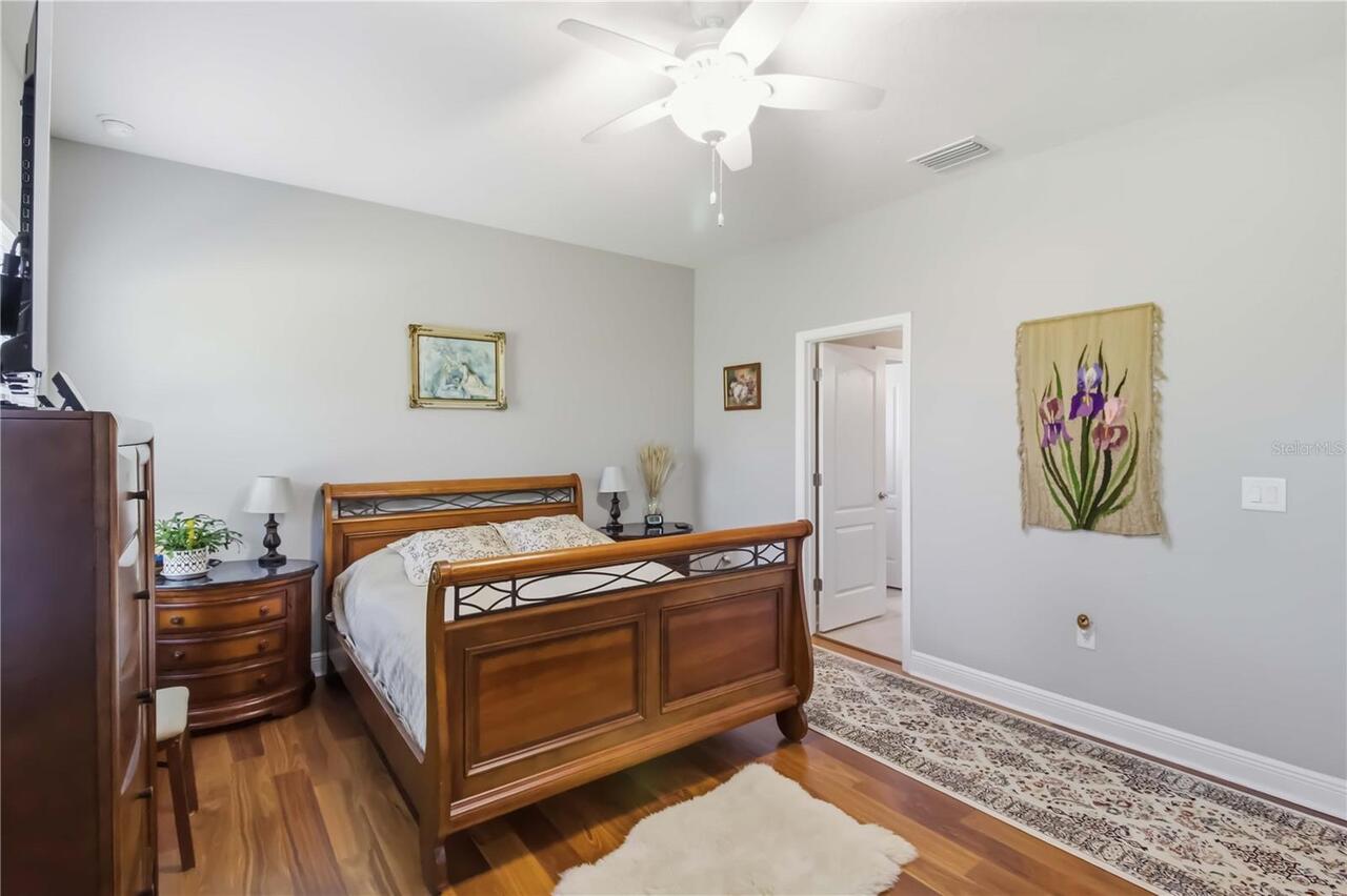 Listing Photo 20