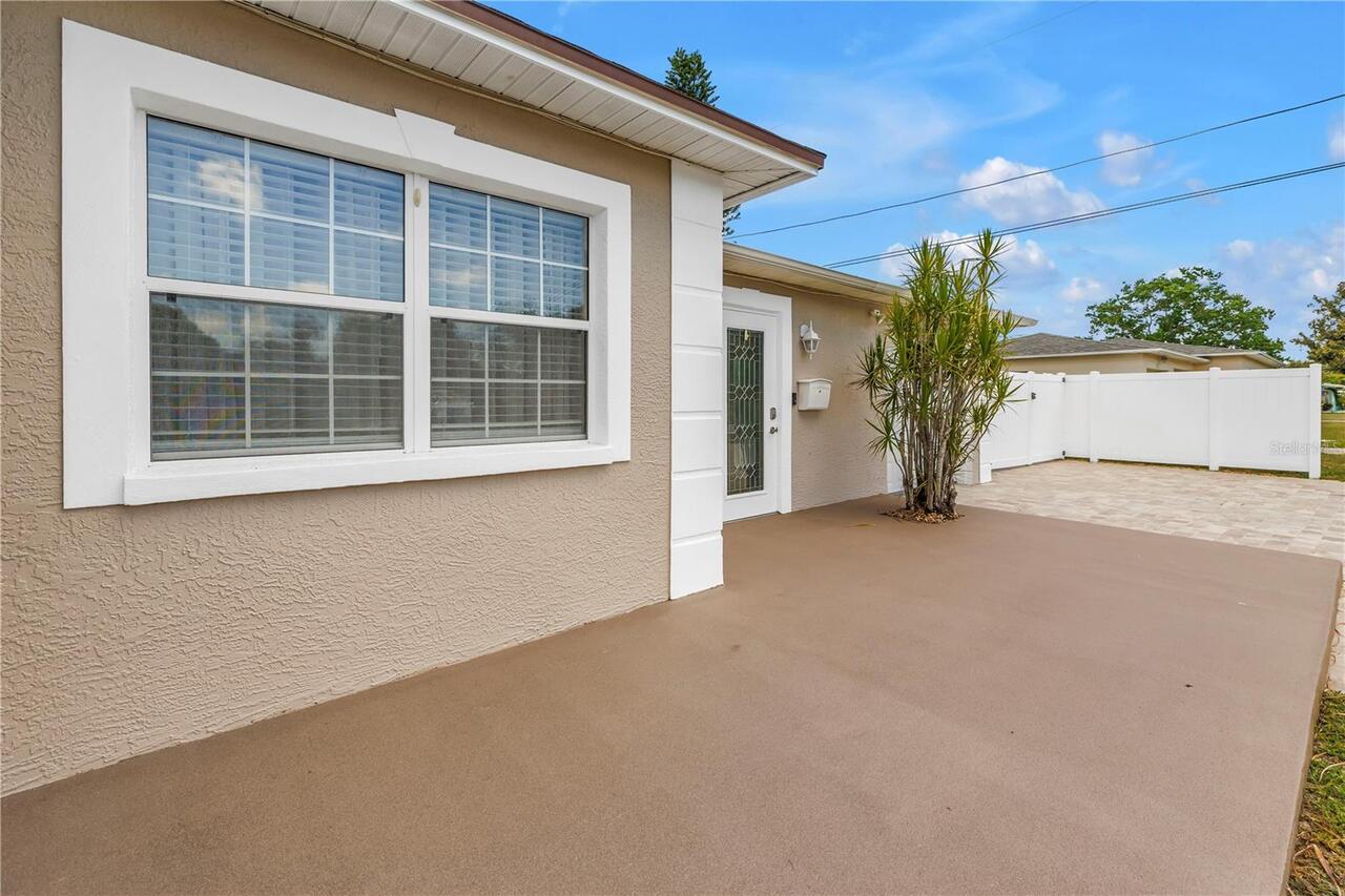 Listing Photo 9