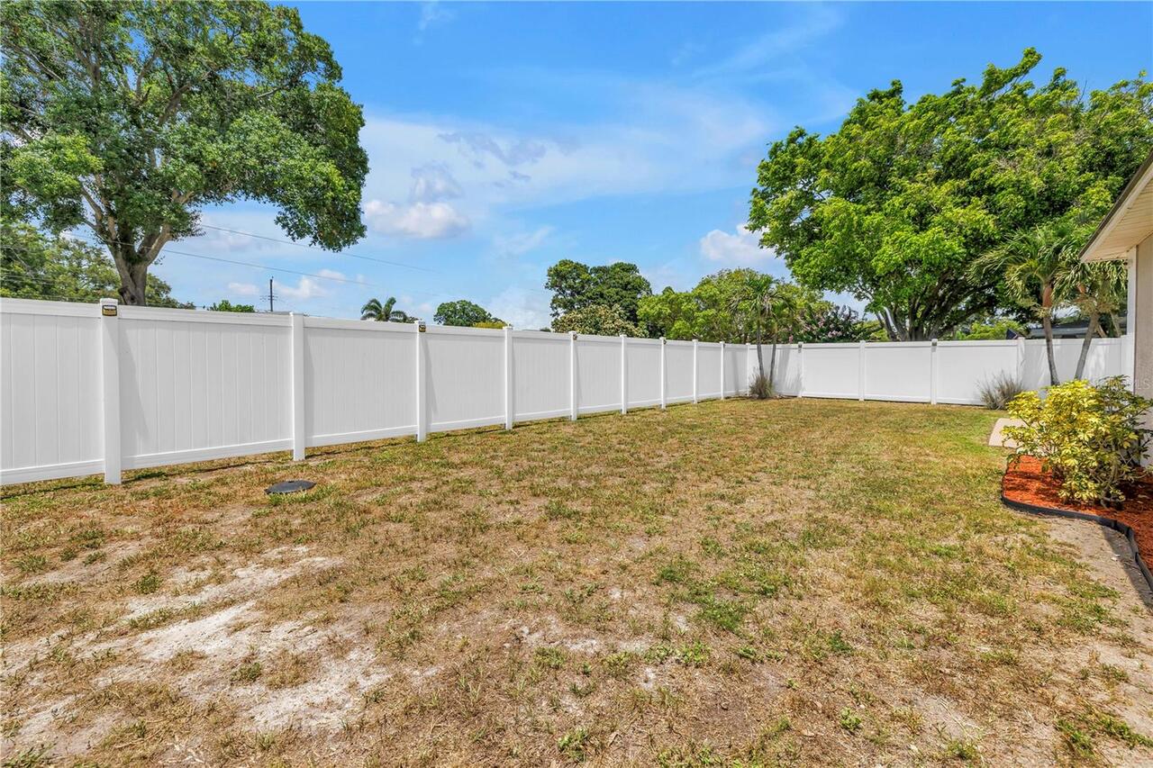 Listing Photo 42