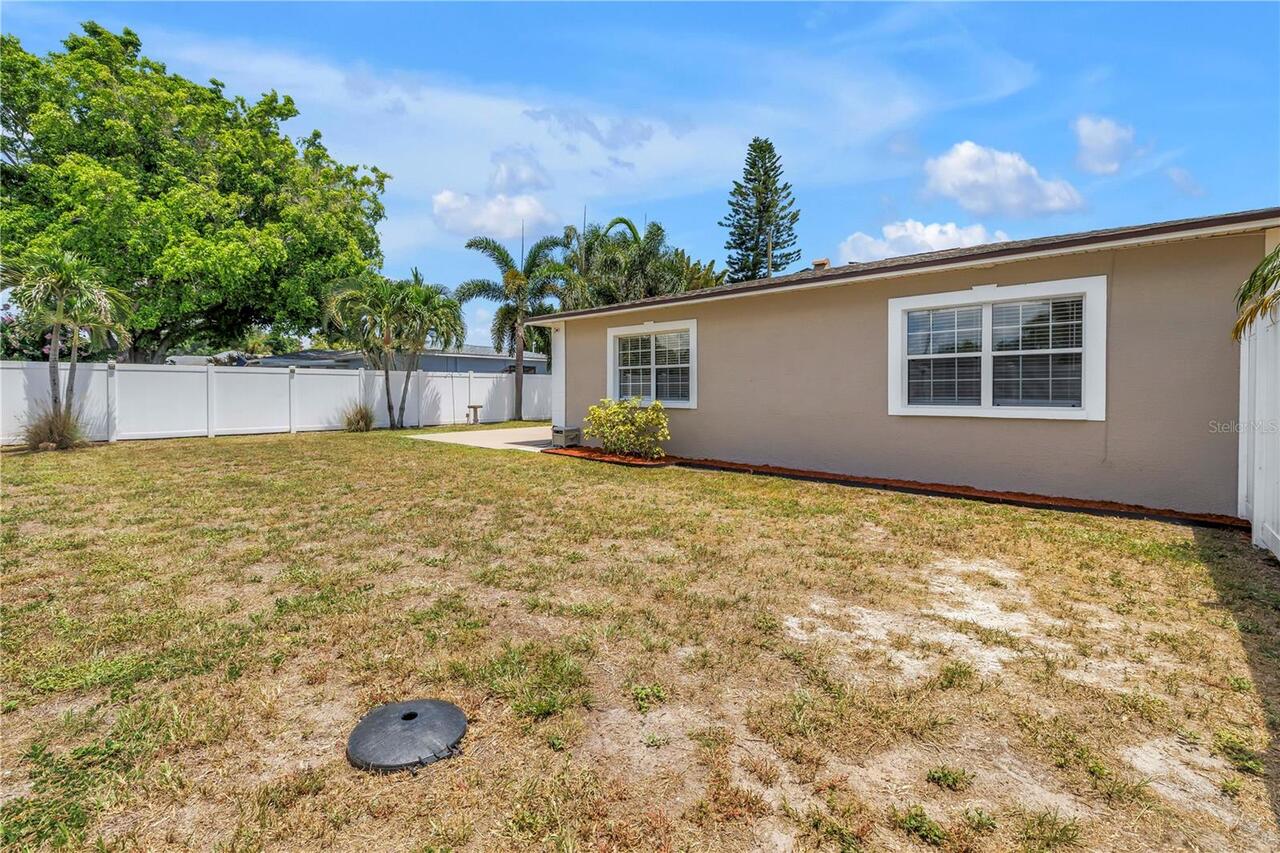 Listing Photo 43