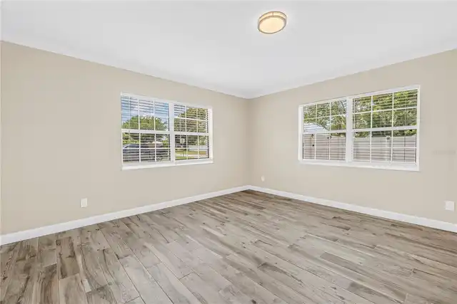 Listing Photo 33