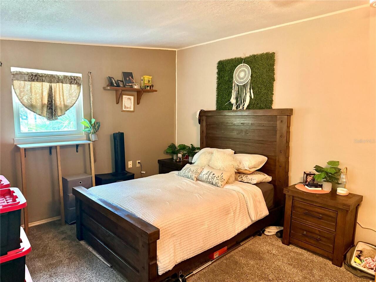 Listing Photo 16