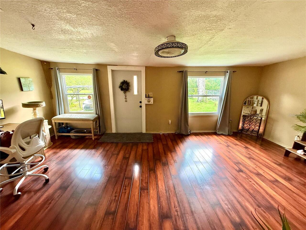 Listing Photo 7