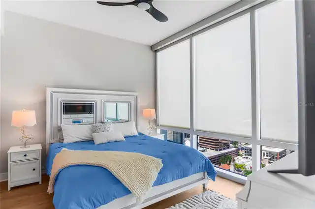 Listing Photo 11