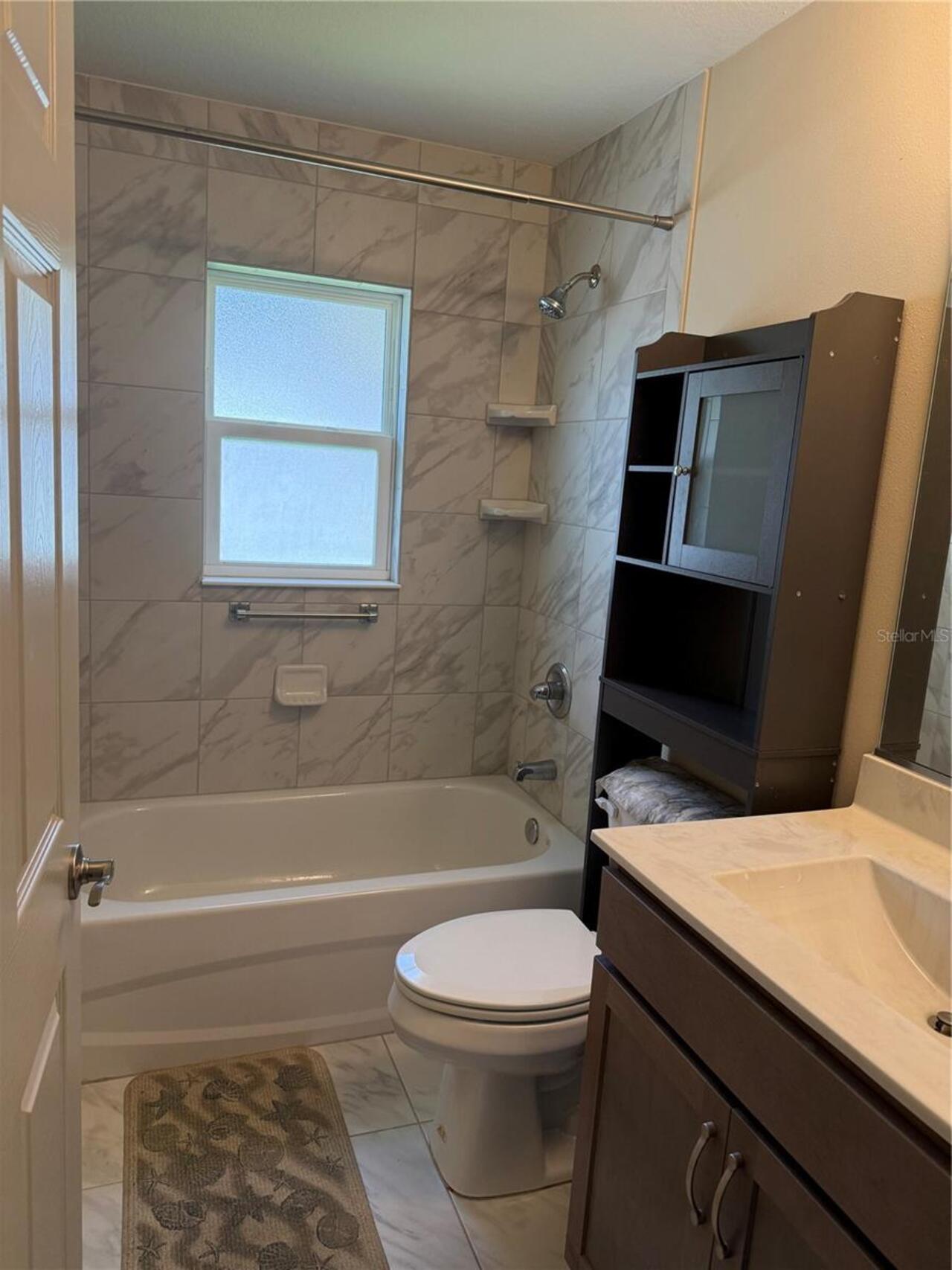 Listing Photo 14