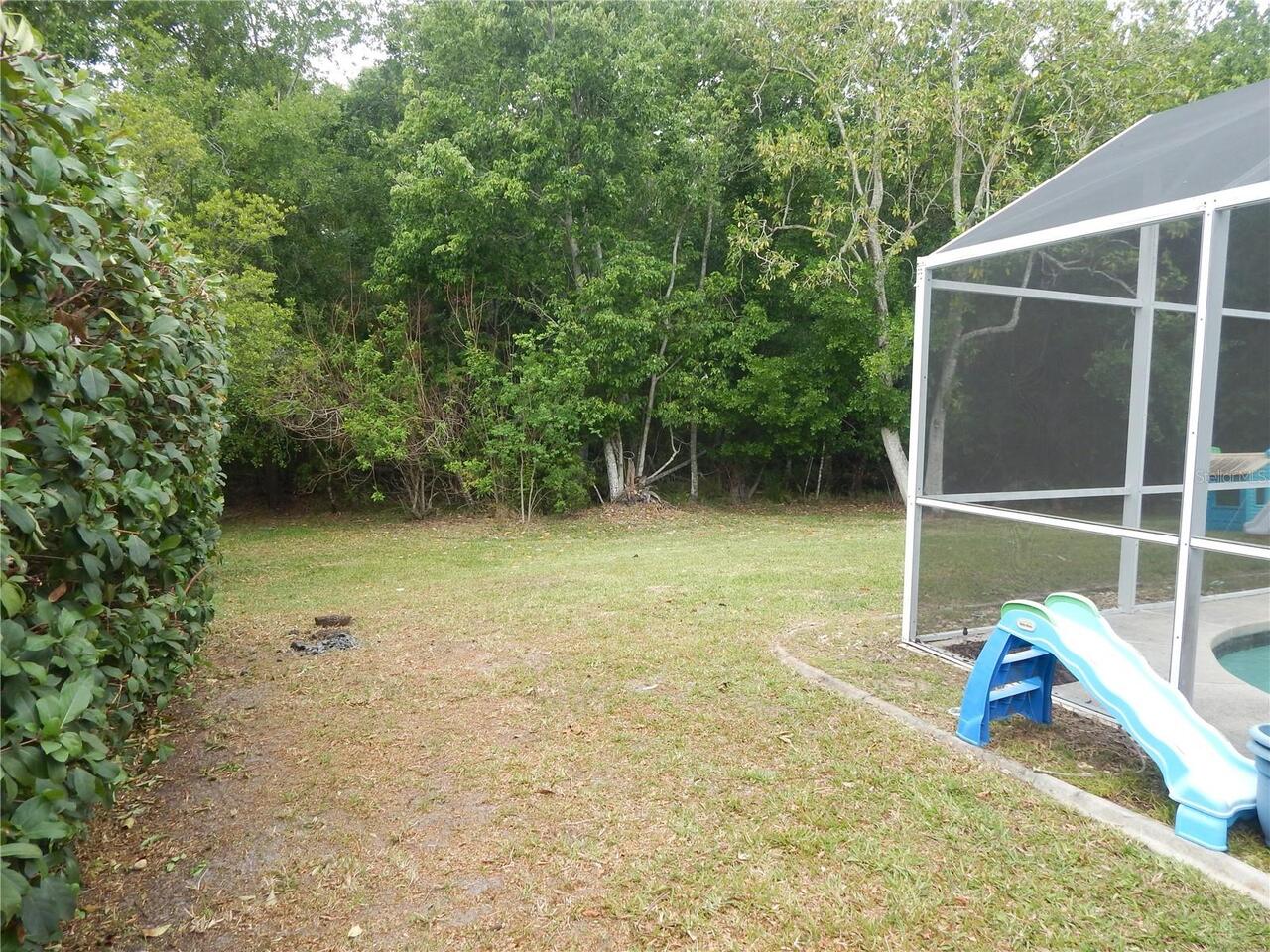 Listing Photo 11