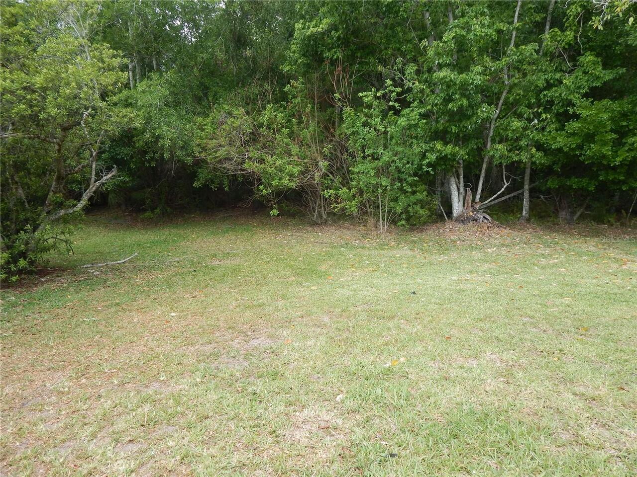 Listing Photo 12