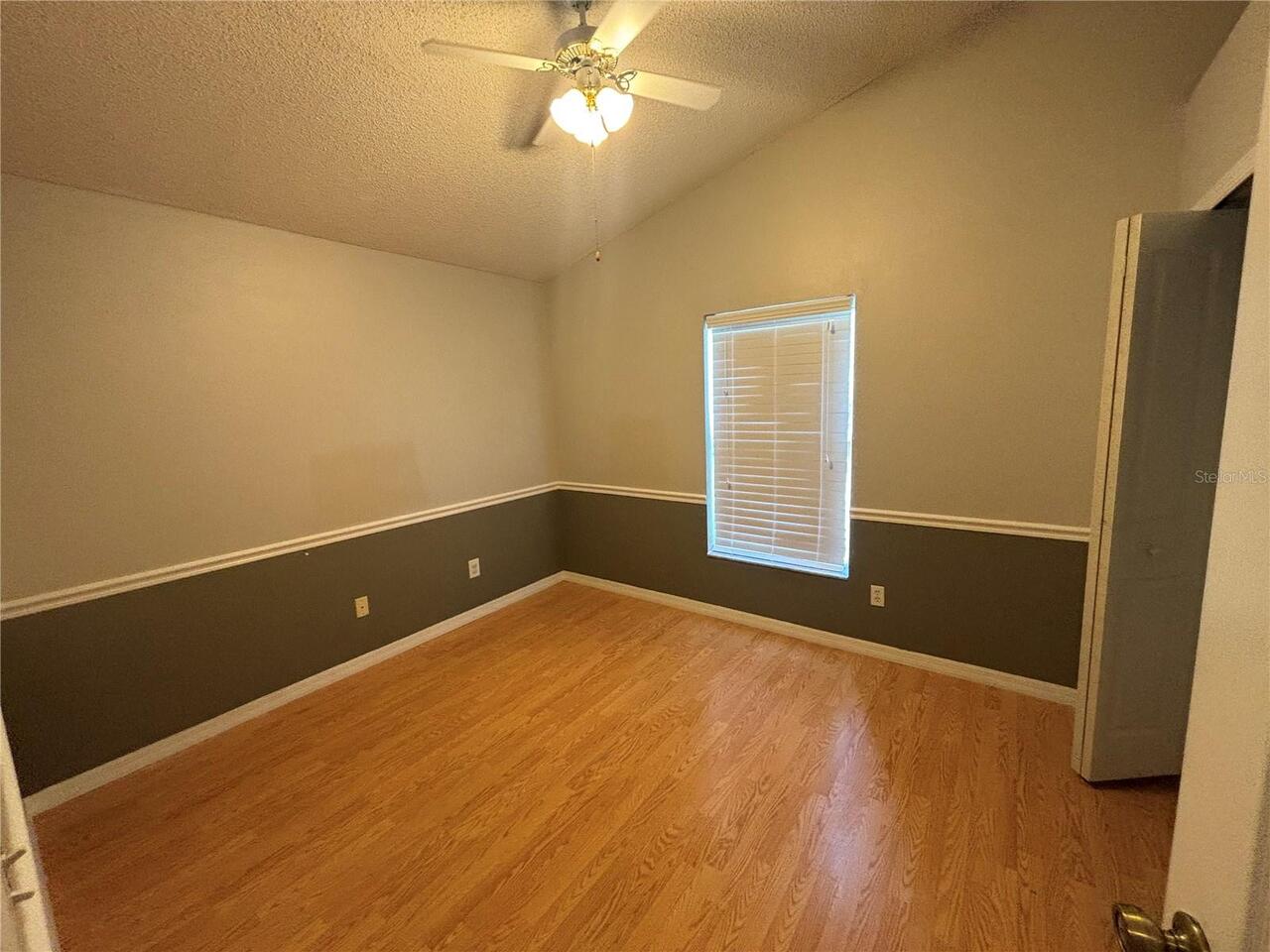 Listing Photo 37