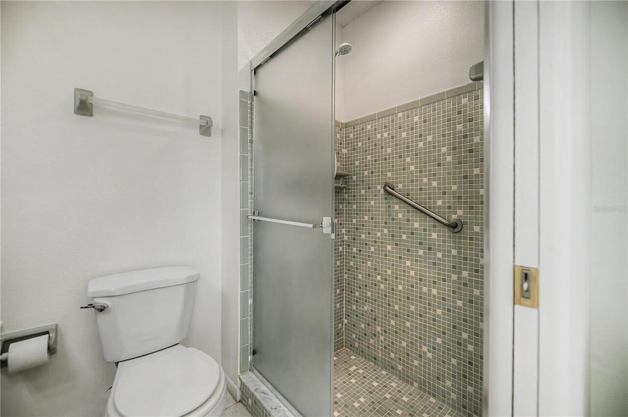 Listing Photo 32