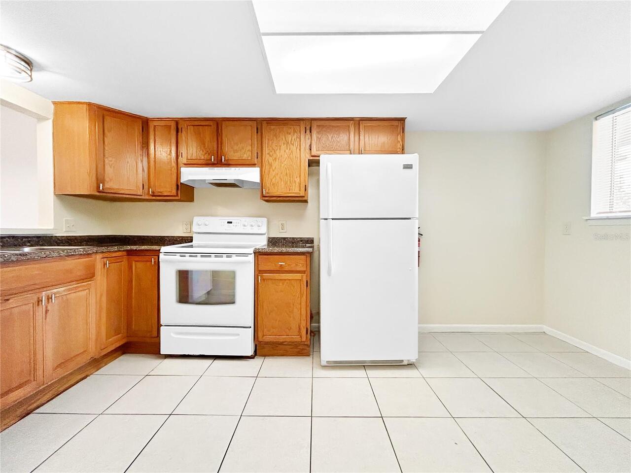 Listing Photo 7