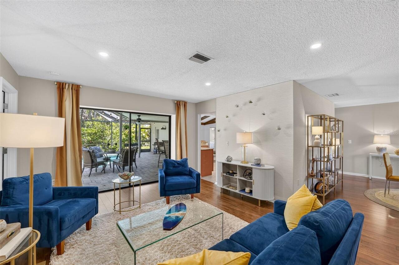 Listing Photo 15