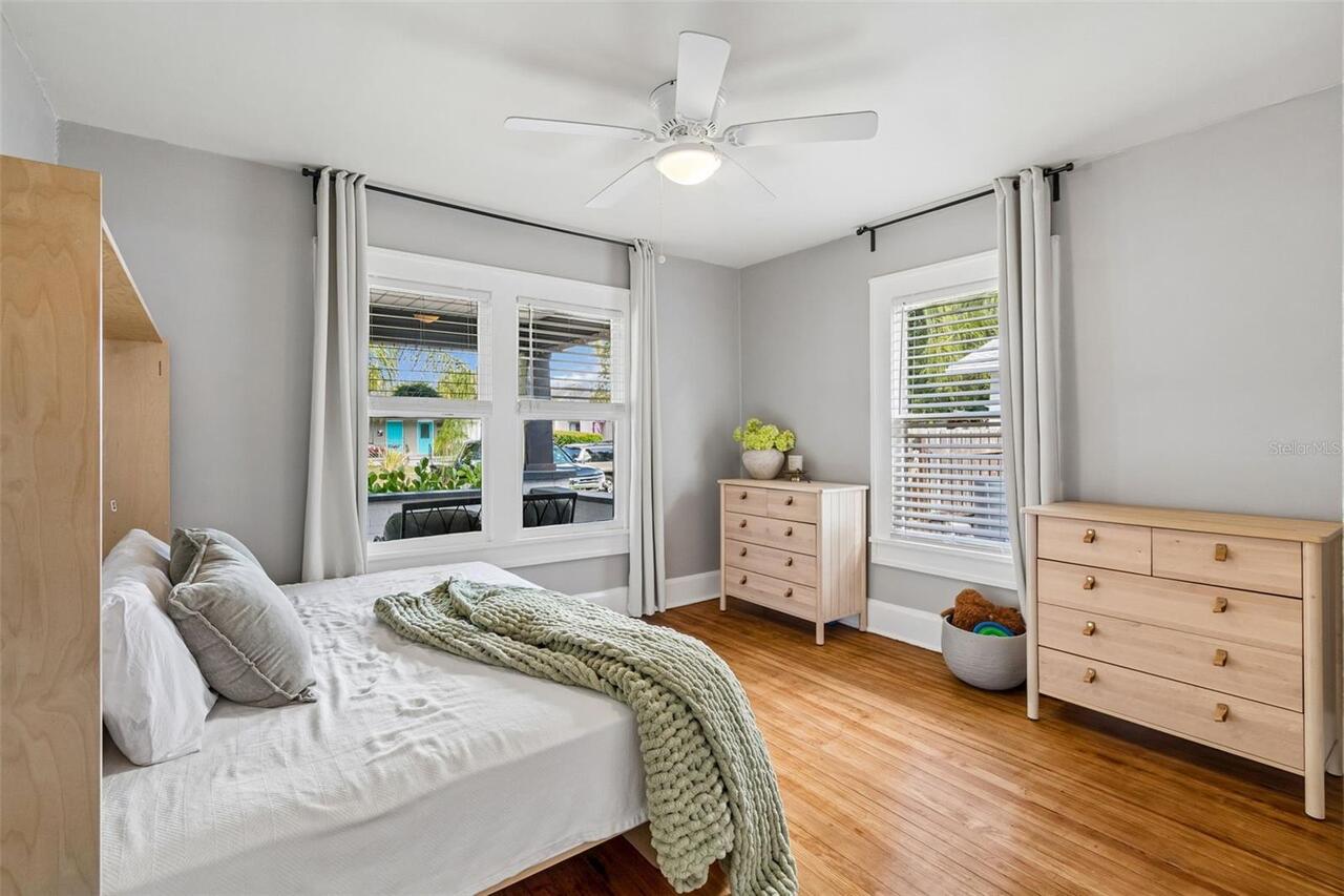 Listing Photo 16