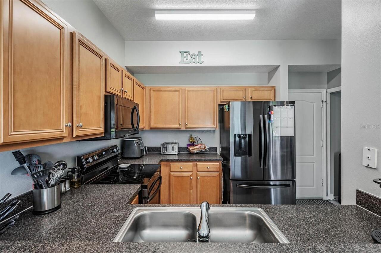 Listing Photo 10