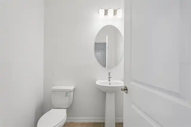 Listing Photo 11