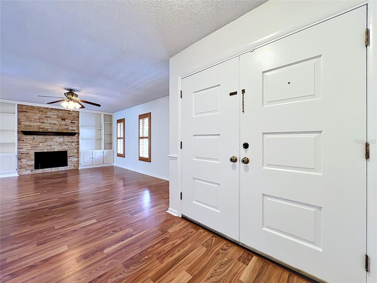 Listing Photo 9