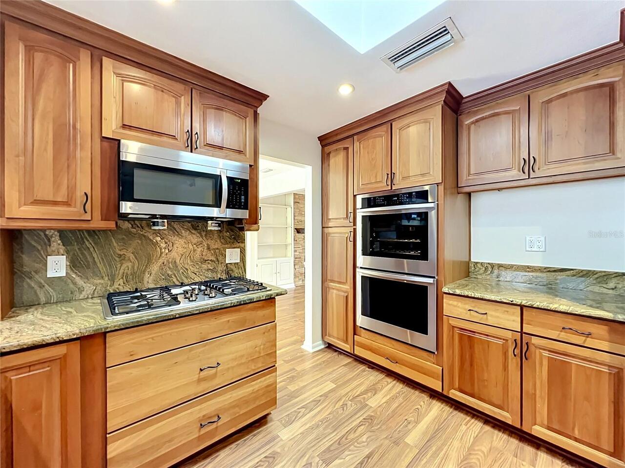 Listing Photo 19
