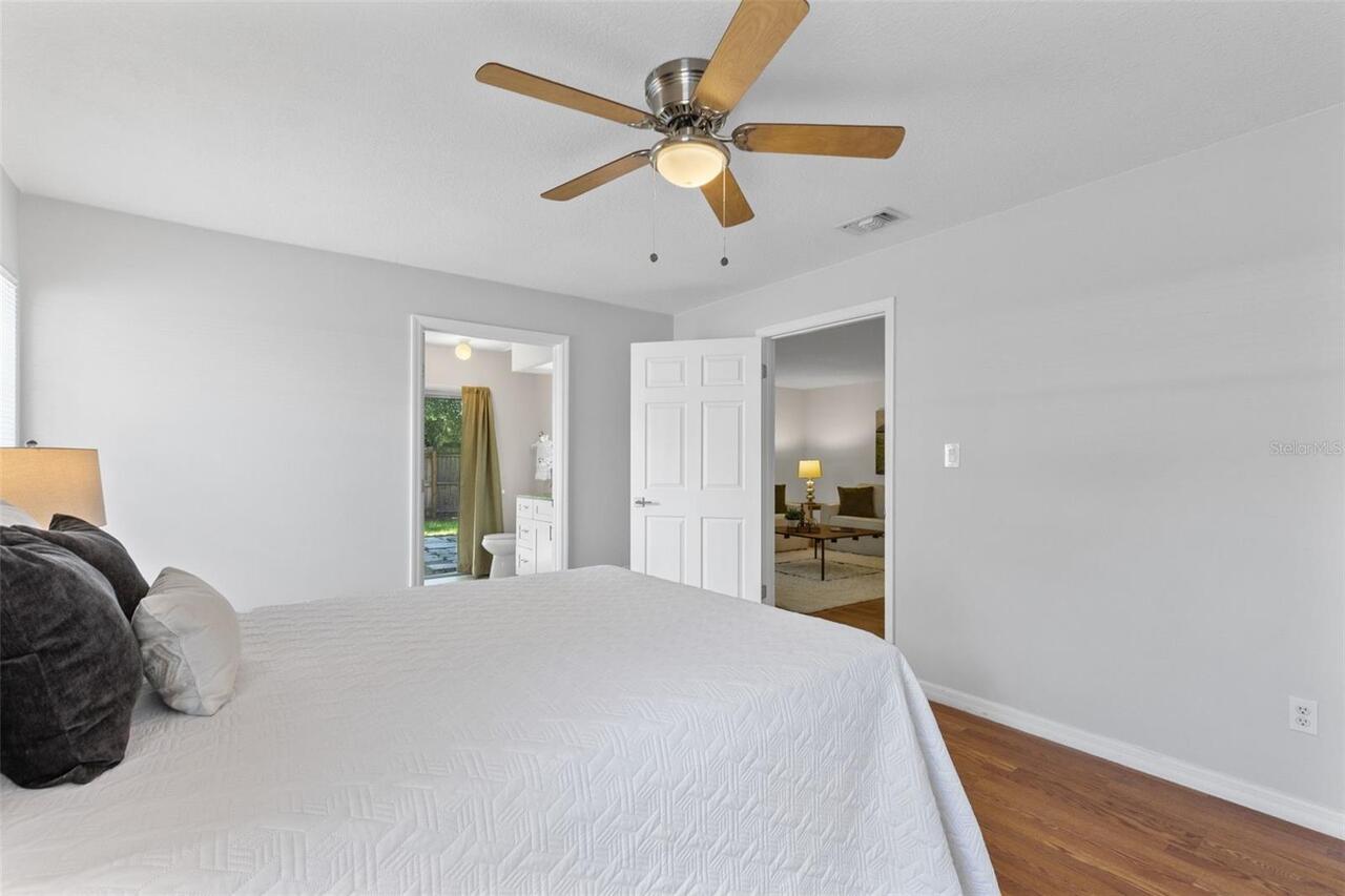 Listing Photo 12