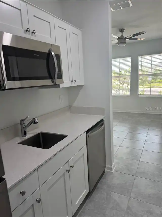Listing Photo 8