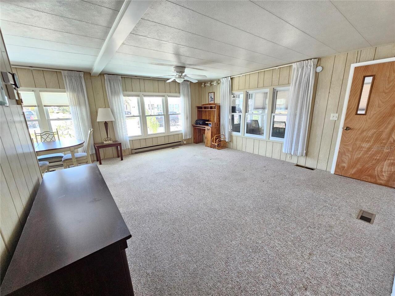 Listing Photo 15