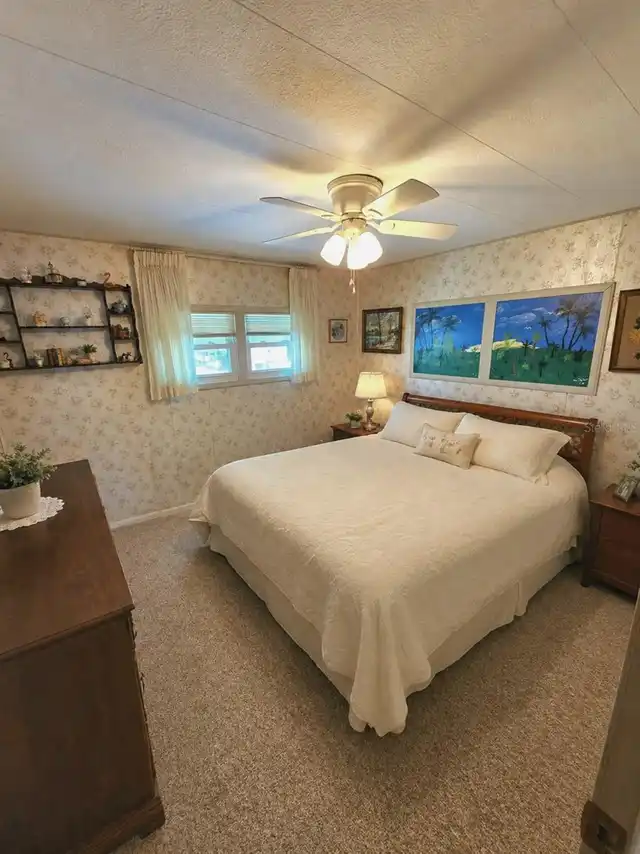 Listing Photo 9