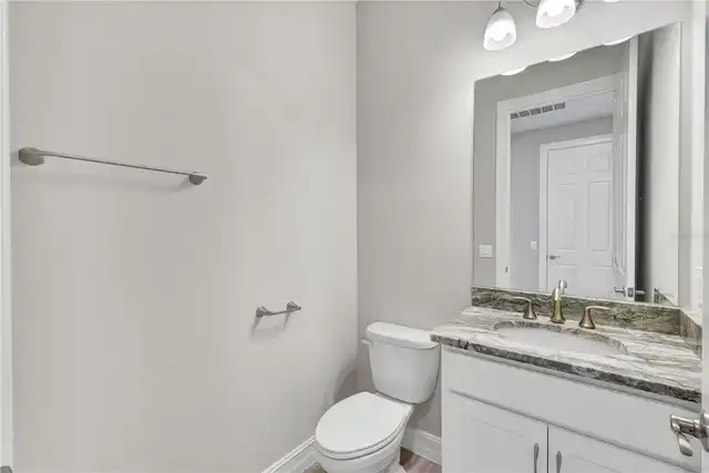Listing Photo 22