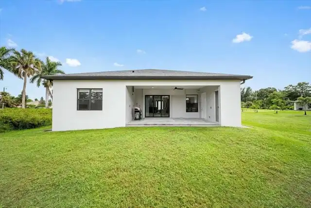 Listing Photo 6