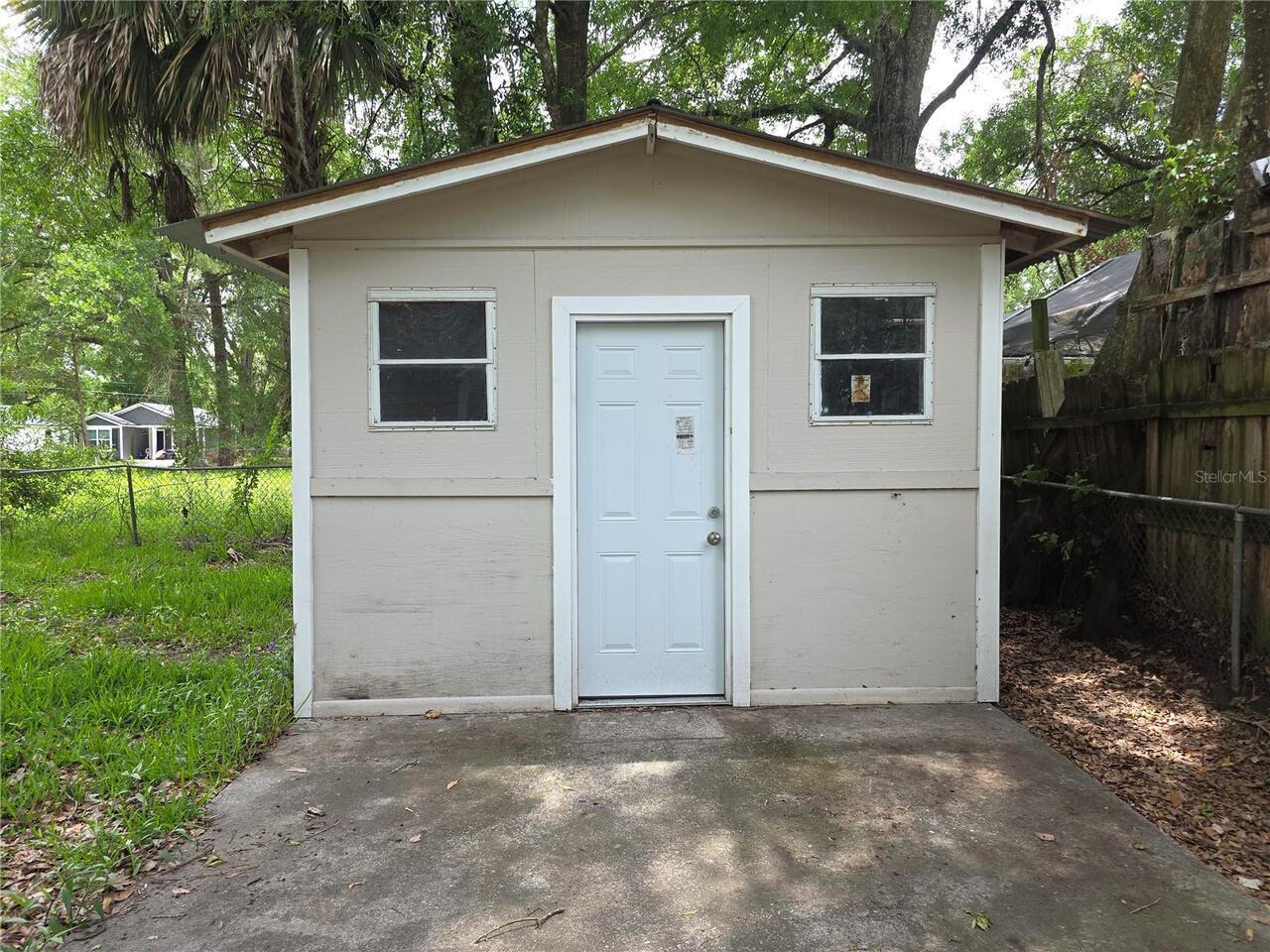 Listing Photo 8