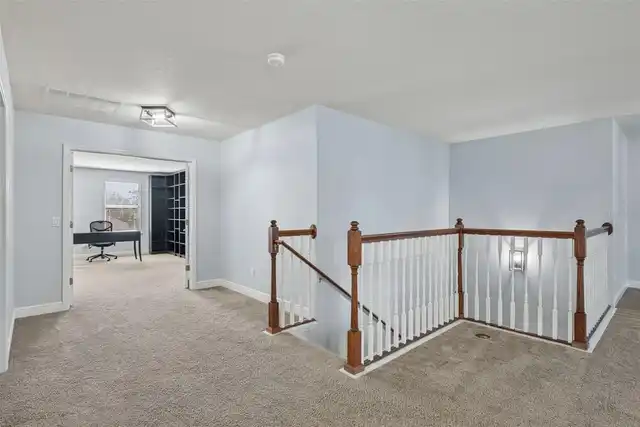 Listing Photo 18