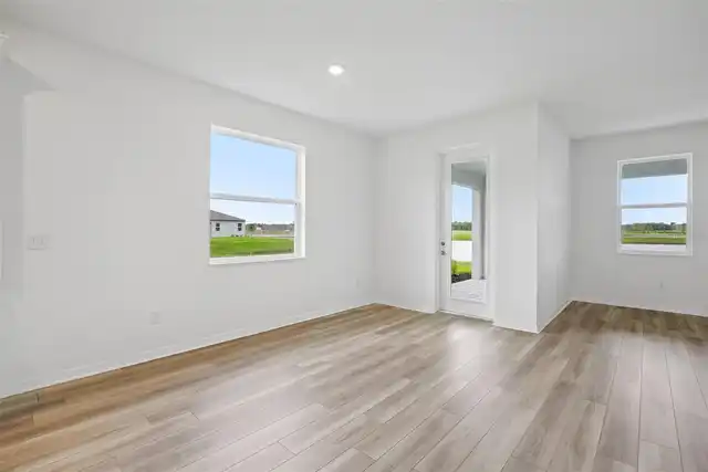 Listing Photo 15