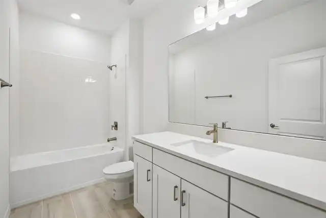 Listing Photo 25