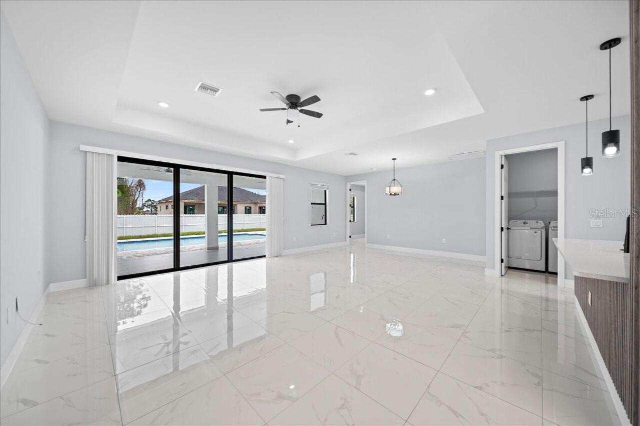 Listing Photo 14