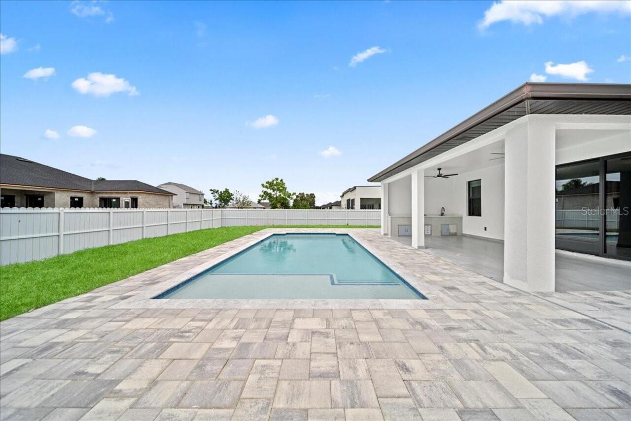 Listing Photo 28