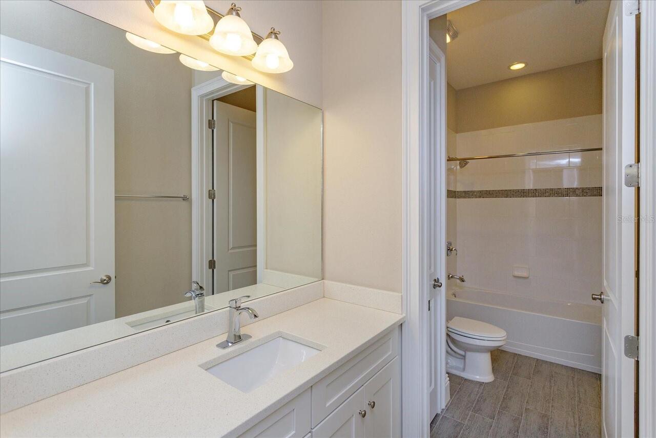 Listing Photo 17