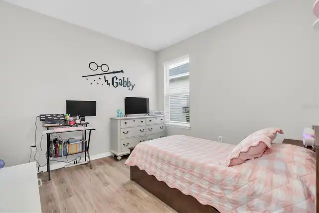 Listing Photo 23