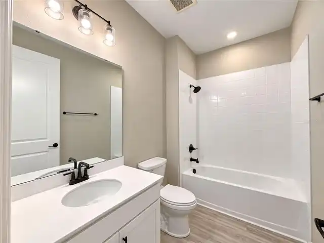 Listing Photo 13