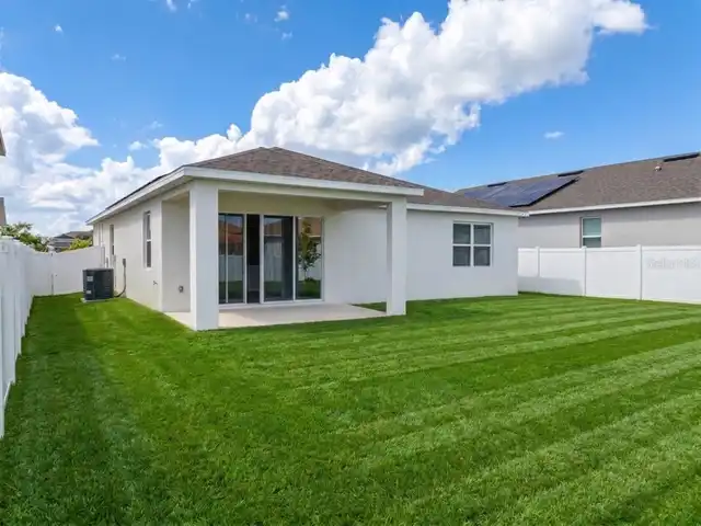 Listing Photo 15