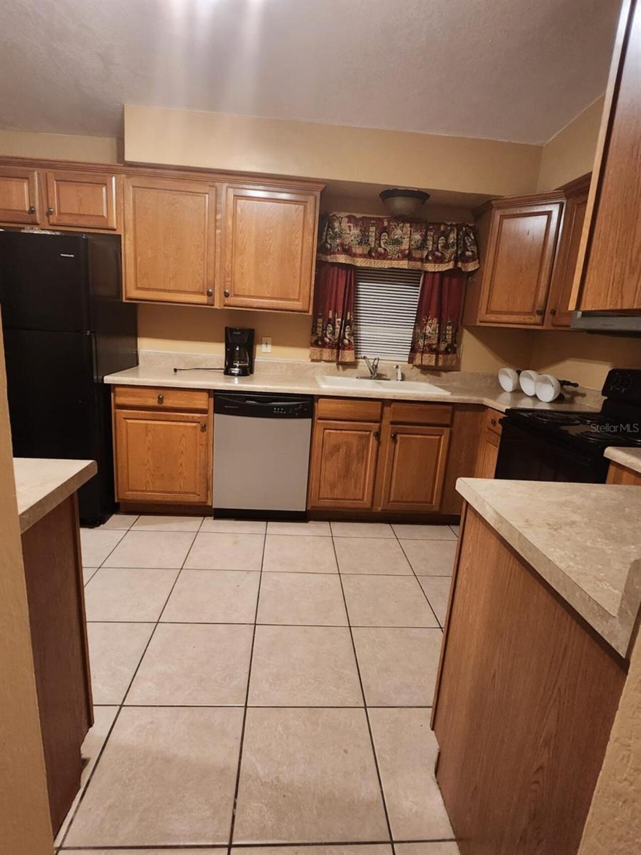 Listing Photo 8