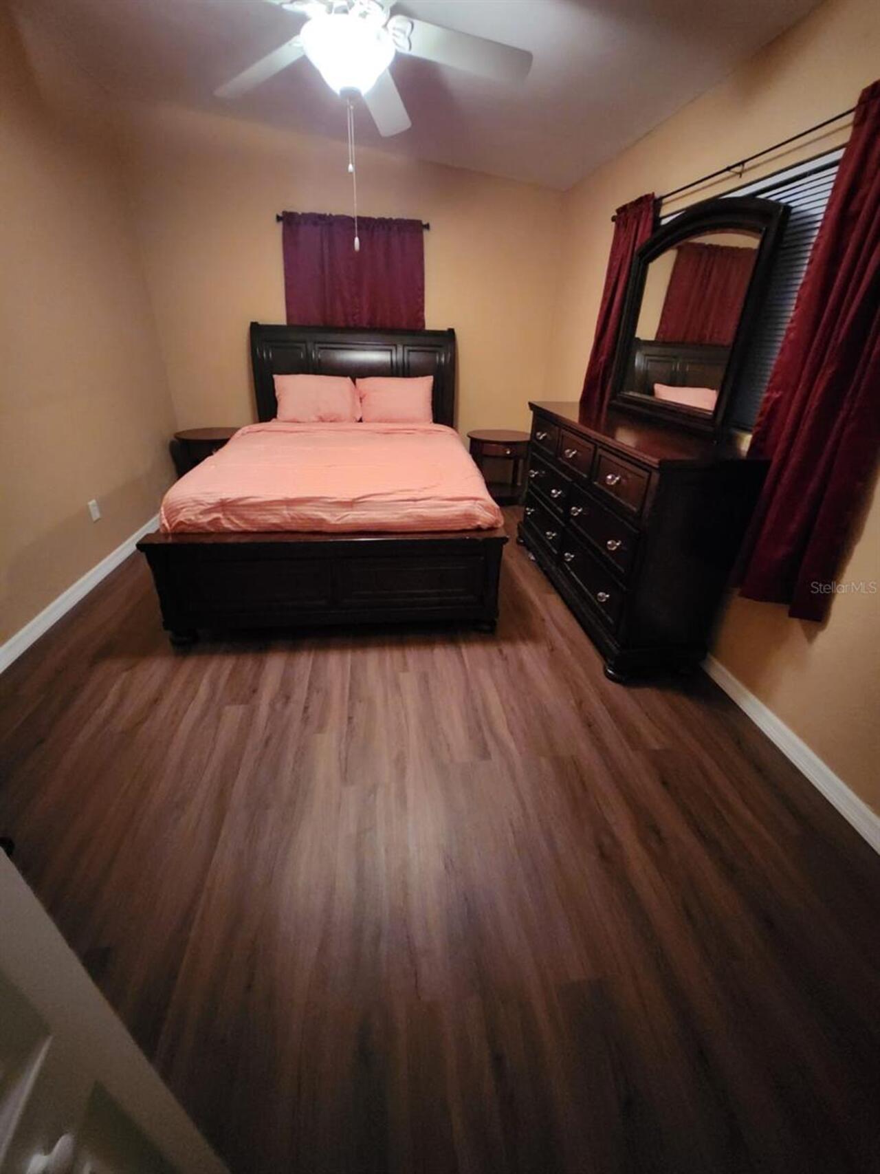 Listing Photo 11